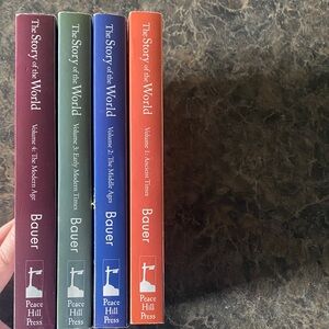 'The Story of the World' Book Set - Multicolor